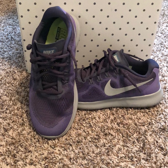 Nike Shoes - Women’s Nike Free Shoes